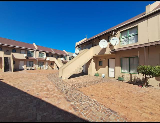 2 BEDROOM APARTMENT FOR SALE IN SUNRIDGE